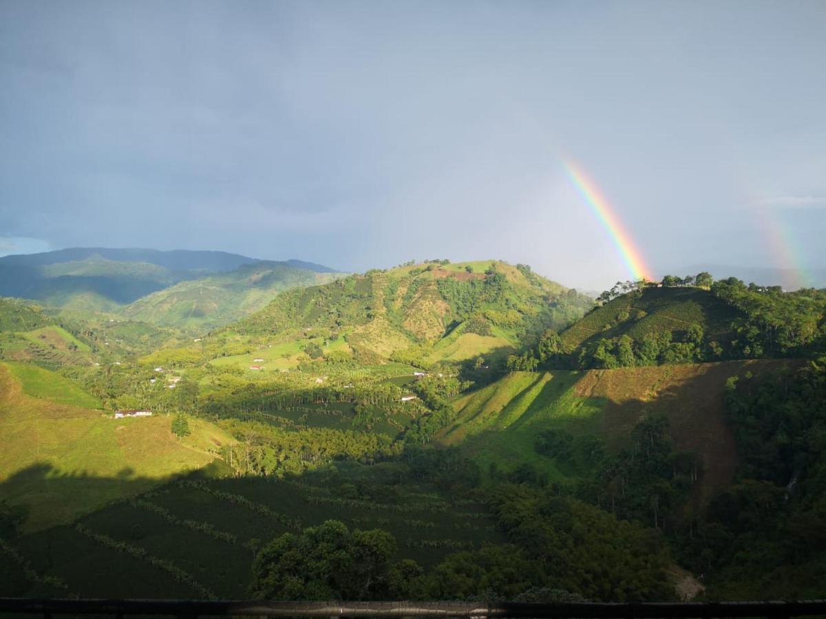 Finca Campestre Villa Del Campo ซานตาโรซา เดกาบัล ภายนอก รูปภาพ